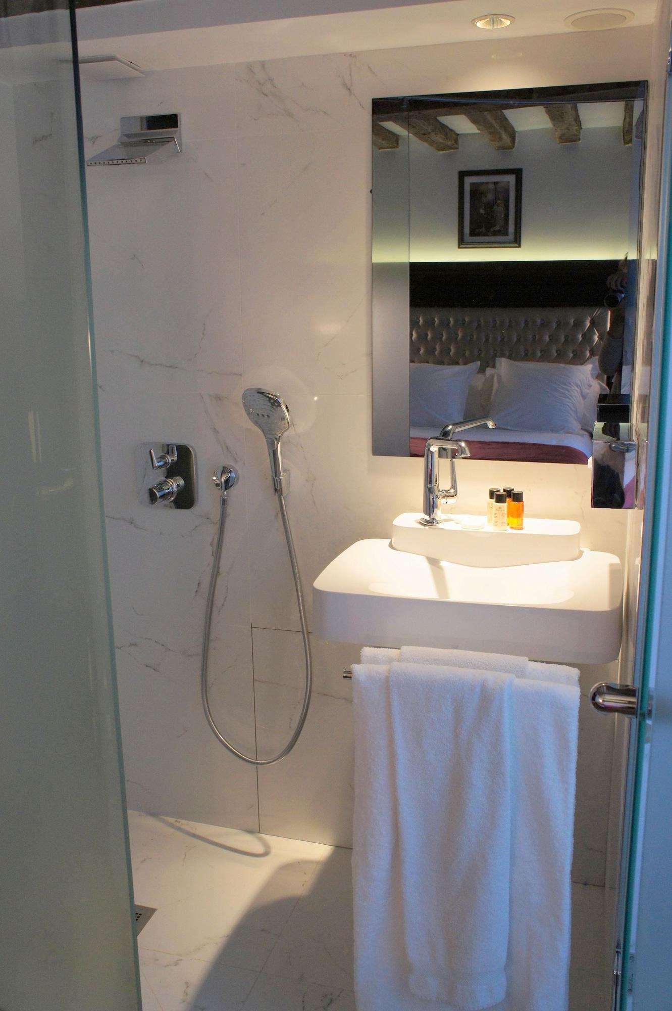 פריז Tonic Hotel Saint Germain Des Pres מראה חיצוני תמונה